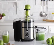 راهنمای خرید آبمیوه گیری راهنمای خرید آبمیوه گیری